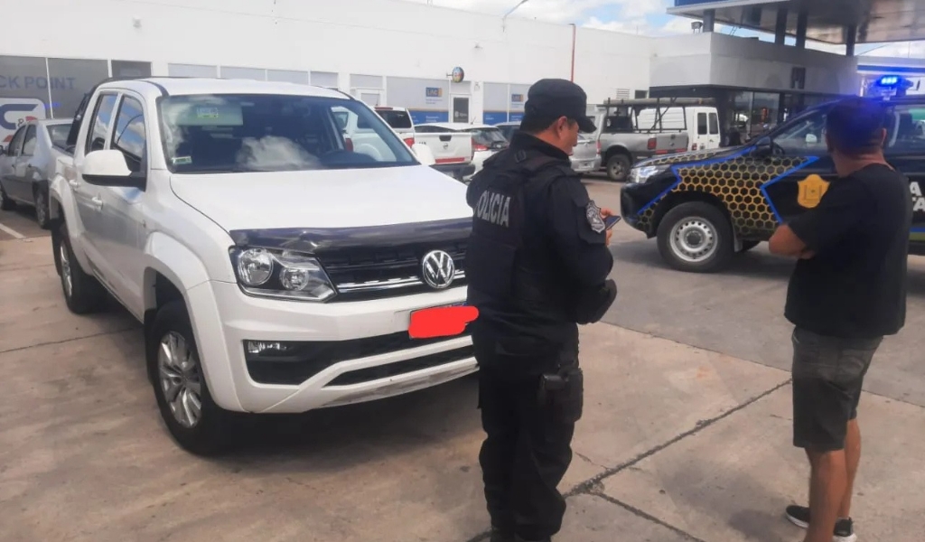 Robaron una camioneta desde un lavadero en la ciudad de Salta y la recuperaron cerca de Gral. Güemes