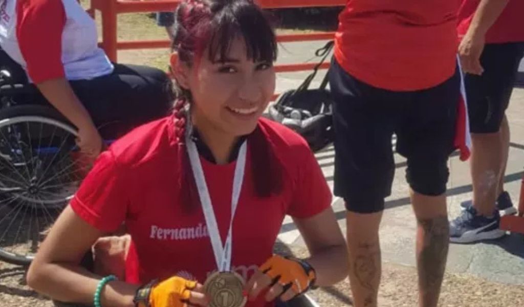 La Merced se Enorgullece: Fernanda Mendiolaza, Bicampeona Argentina de Atletismo Adaptado.