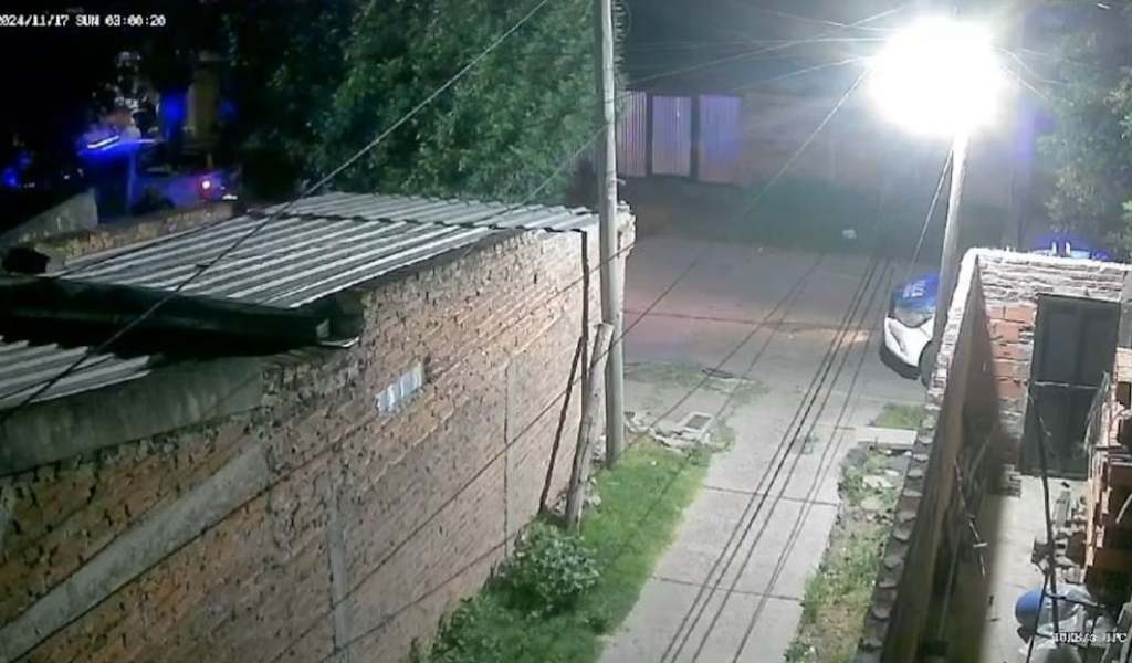 Una locura: Dos policías atropellaron varias veces a un hombre que sufría un brote psicótico