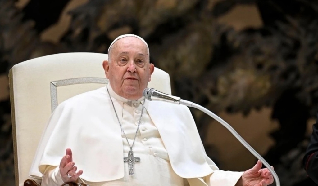 El Papa Francisco desde el hospital: Me siento sostenido por el pueblo de Dios