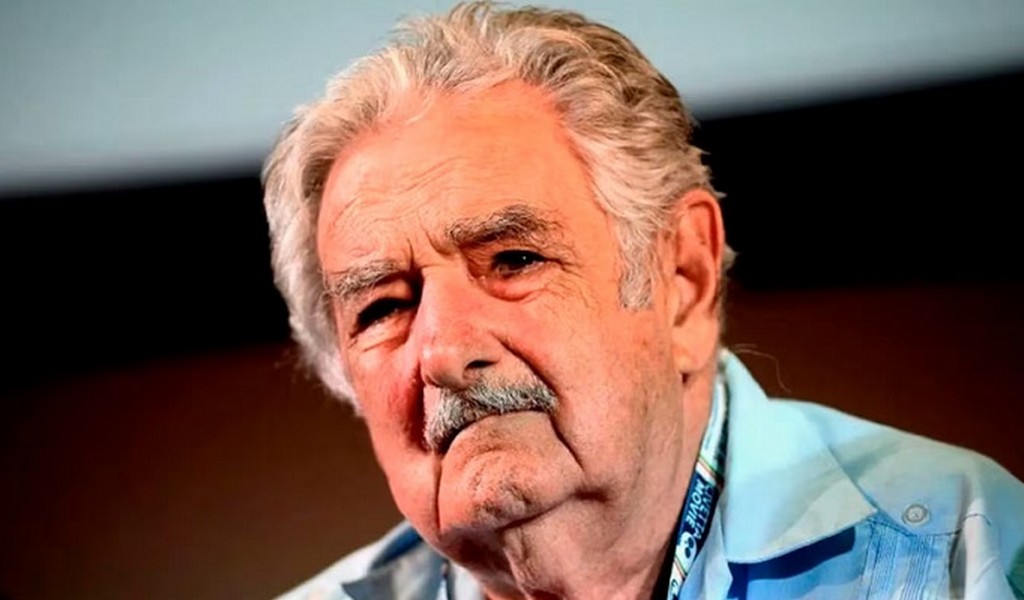 José Mujica mostró su preocupación por el Gobierno de Milei