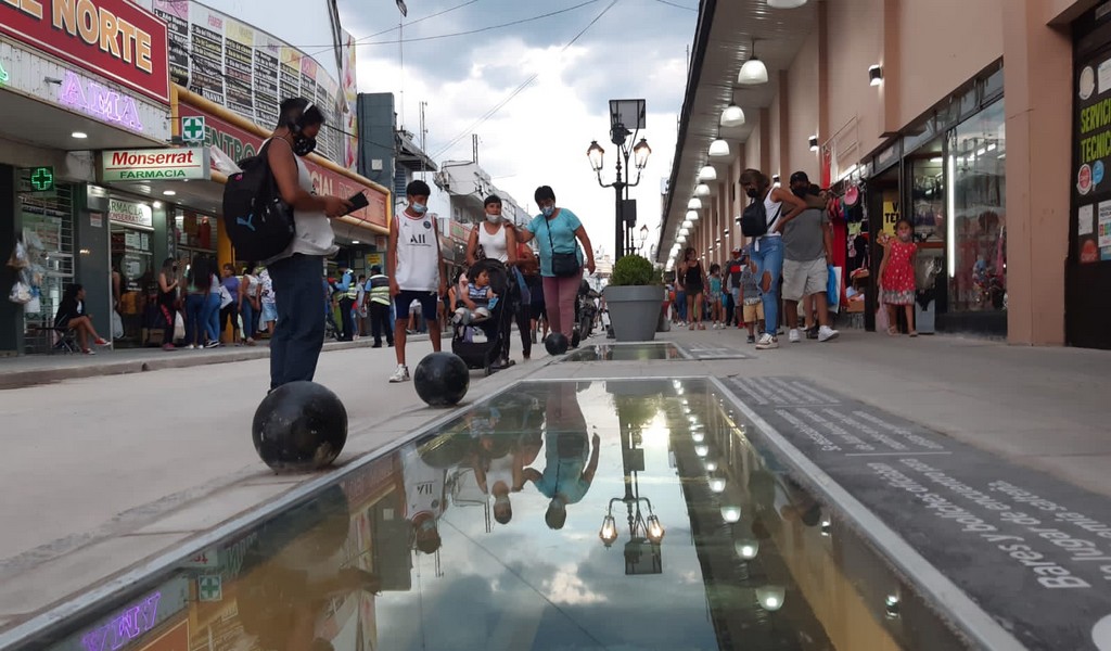 El municipio  restauró las ‘Ventanas al pasado’ de calle Ituzaingó