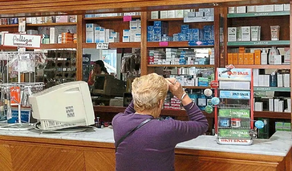 La compra de medicamentos para jubilados se desplomó 22% en diciembre