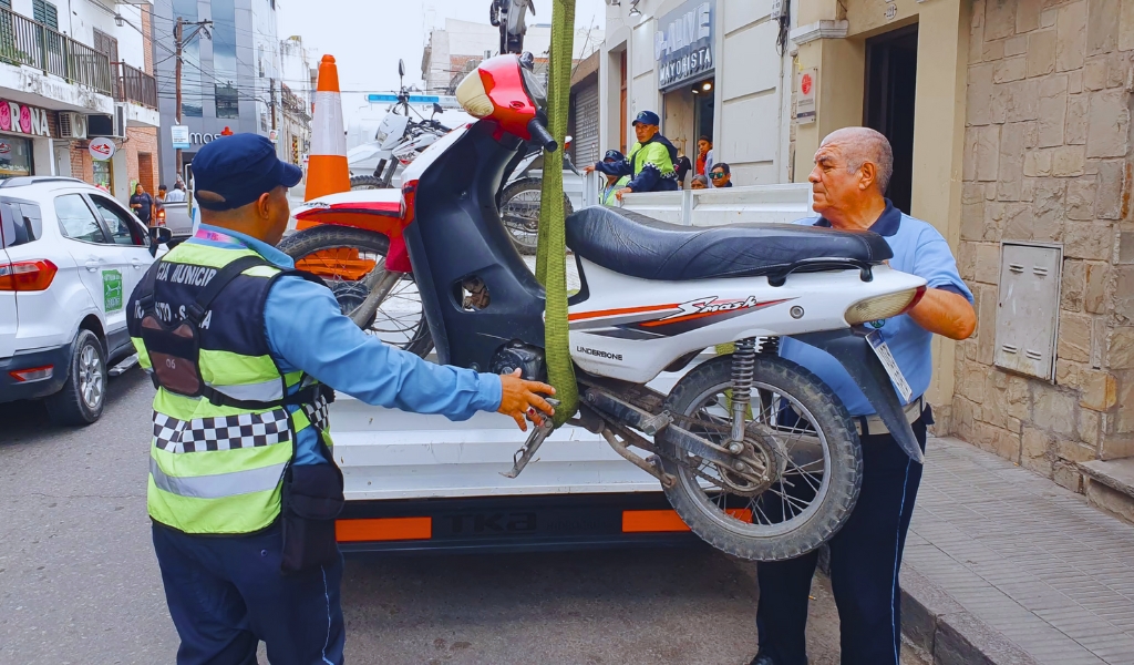 Tránsito secuestró 256 vehículos y labró más de 6210 actas en octubre