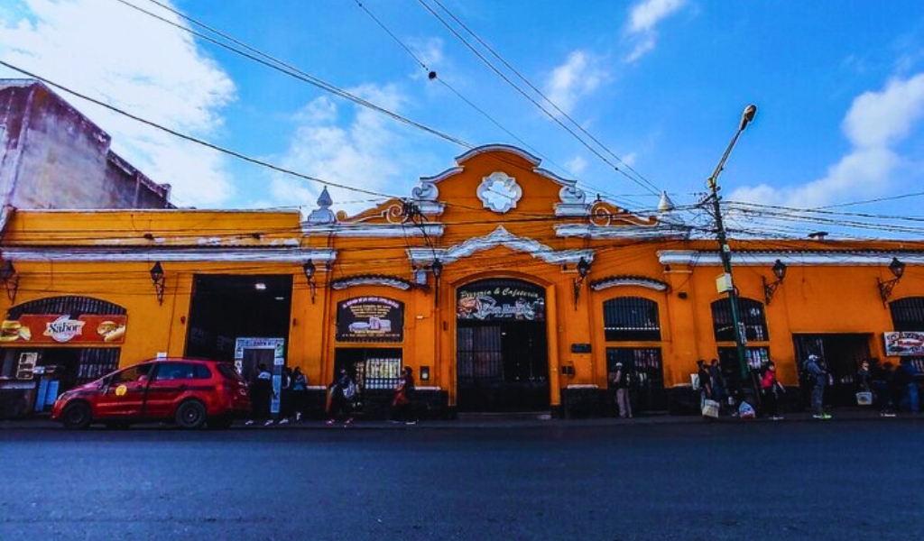 Reorganización en el mercado San Miguel: Reducirán puestos por comerciante para evitar la superpoblación