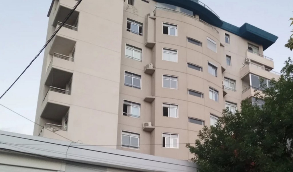 Tragedia en la ciudad de Salta: Un hombre murió tras caer de un edificio