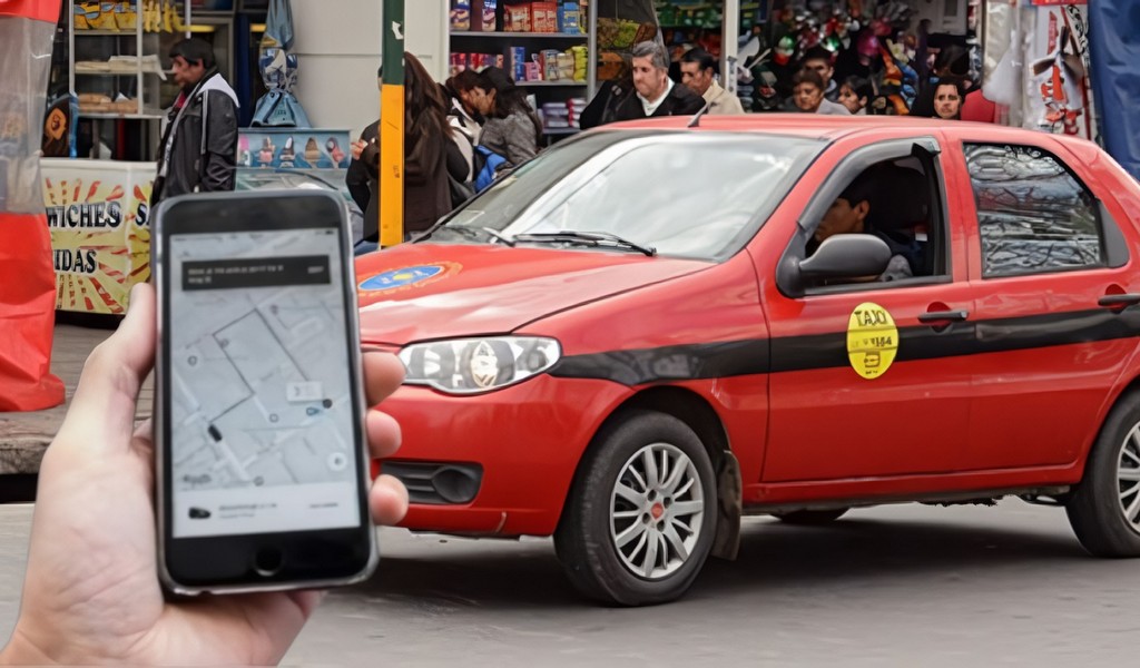 La AMT aclaró que la aplicación Salta Taxi  por el momento no es una plataforma válida