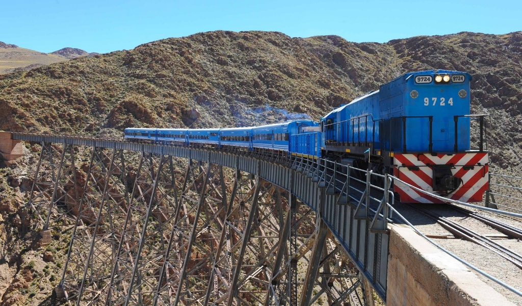 Debido a las intensas lluvias el Tren a las Nubes suspende sus salidas hasta el 15 de marzo