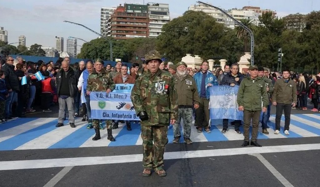 El peor final: Un excombatiente de  Malvinas se quitó la vida al arrojarse debajo de una formación del Ferrocarril Roca