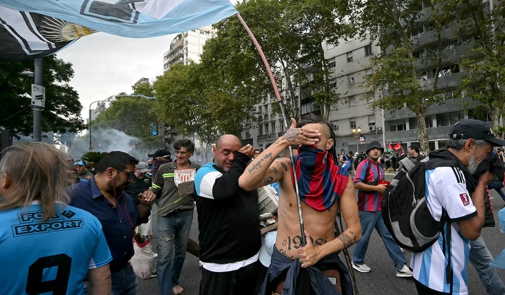 Patricia Bullrich aseguró que los manifestantes en el Congreso “vinieron preparados para matar”