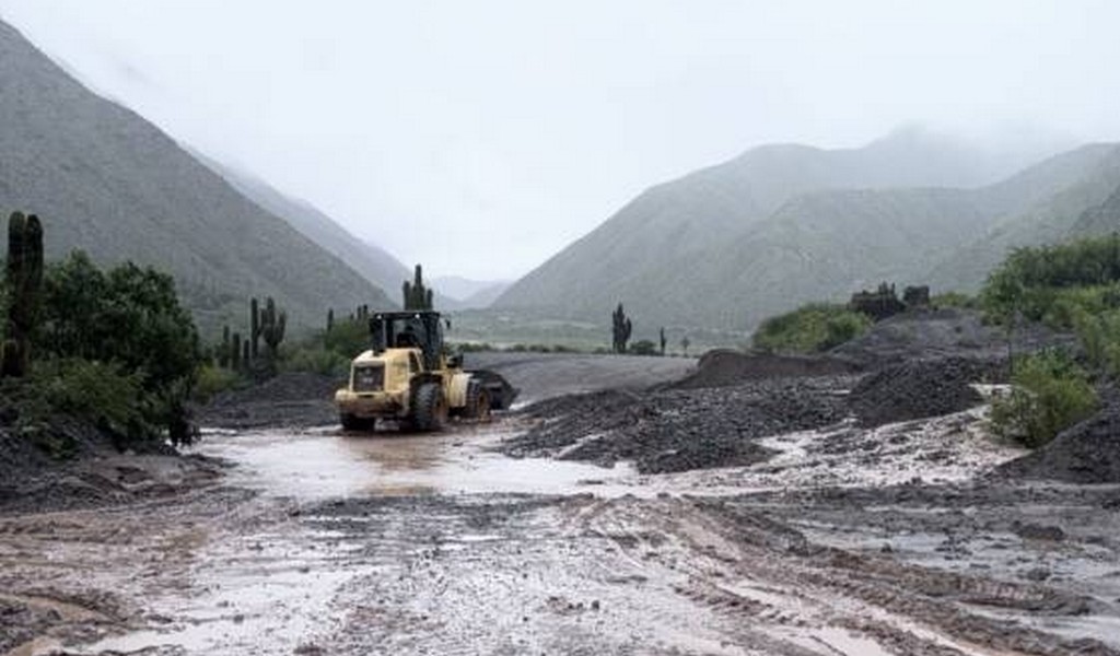 Milei frenó la obra pública y Vialidad  ya no realiza el mantenimiento de  rutas nacionales que pasan por Salta