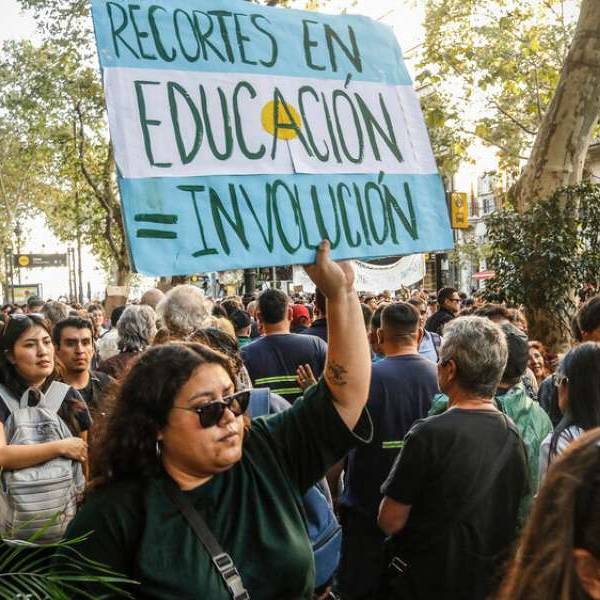 Milei invertirá un 40 por ciento menos en educación con respecto al 2023.