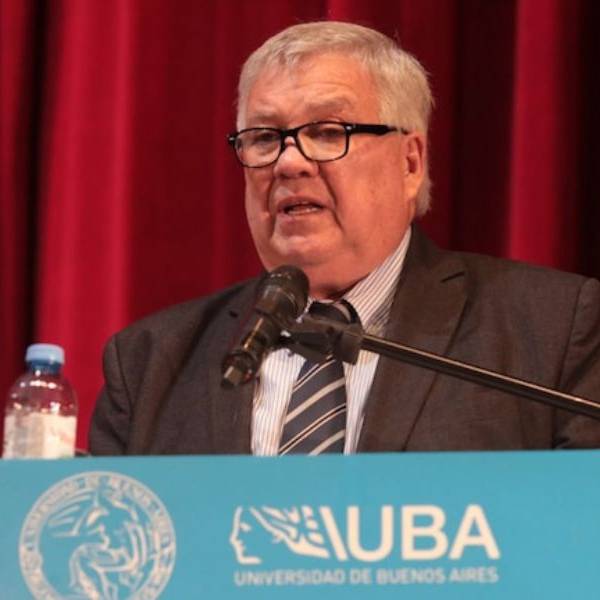 Desesperado pedido del rector de la UBA al Presidente: “Con el veto de la ley se está hipotecando el futuro del país”