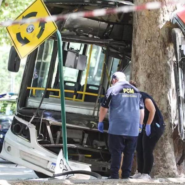 La última promesa: “Tranquilos que los voy a salvar”. El colectivero que murió salvando a otros 