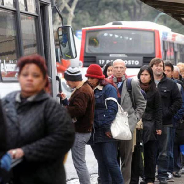 En la Argentina hay más de 2 millones de trabajadores en blanco que están en situación de pobreza