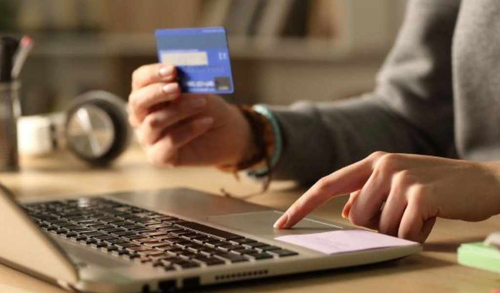 Radiografía de la crisis económica: El crédito avanza pero también la mora en todos los estratos