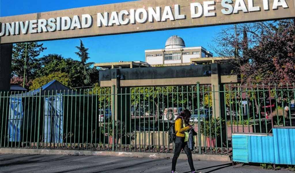 La motosierra se sigue profundizando en la UNSa: "Se siguen sacando fondos y perdiendo cargos"