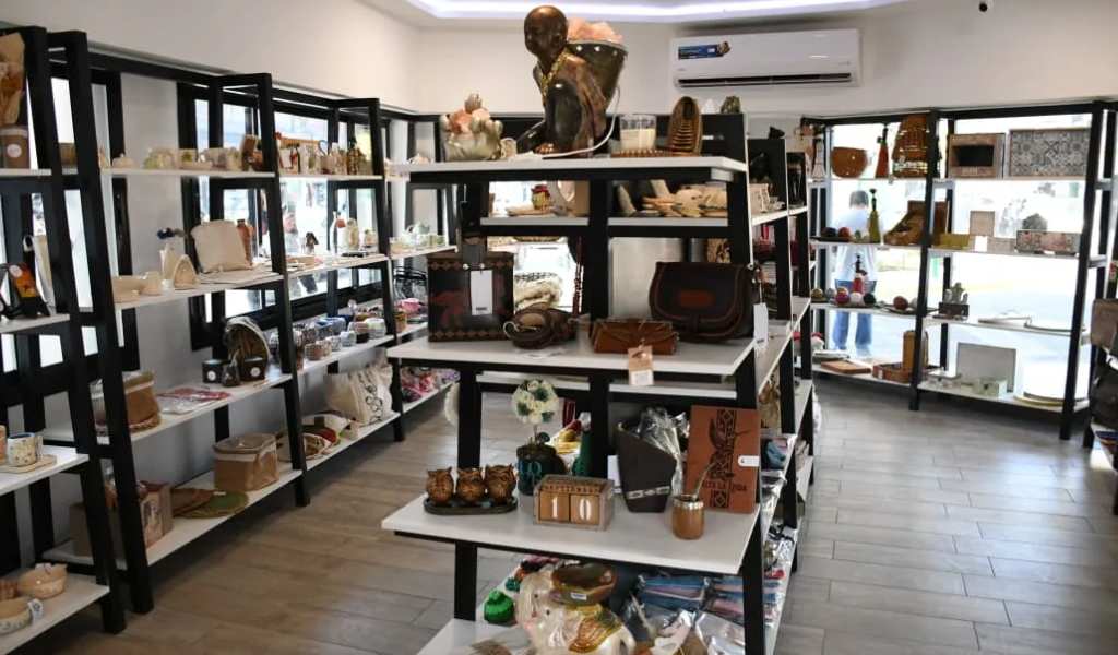 Hecho en Salta: comienza la atención al público en el nuevo espacio emprendedor municipal