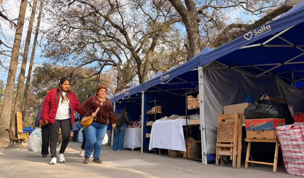 Quedó inaugurada la tradicional Feria del Milagro en el parque San Martín: Funcionará hasta el martes 15, entre las 10 y las 22 hs