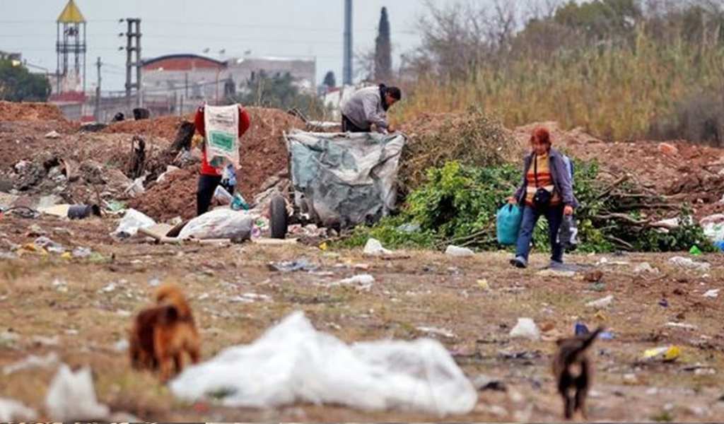 Tremendo dato del INDEc: La pobreza subió al 32,3% en el primer semestre del año y afectó a 15,5 millones de personas