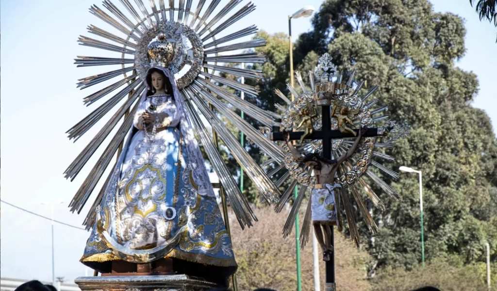 Este viernes 9, el Señor y la Virgen del Milagro llegan al Mercado San Miguel