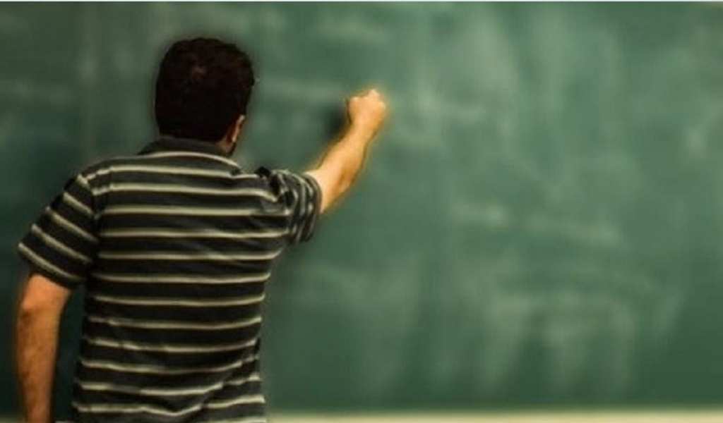 En Salta acusaron a un profesor por acosar a cuatro alumnas menores de edad