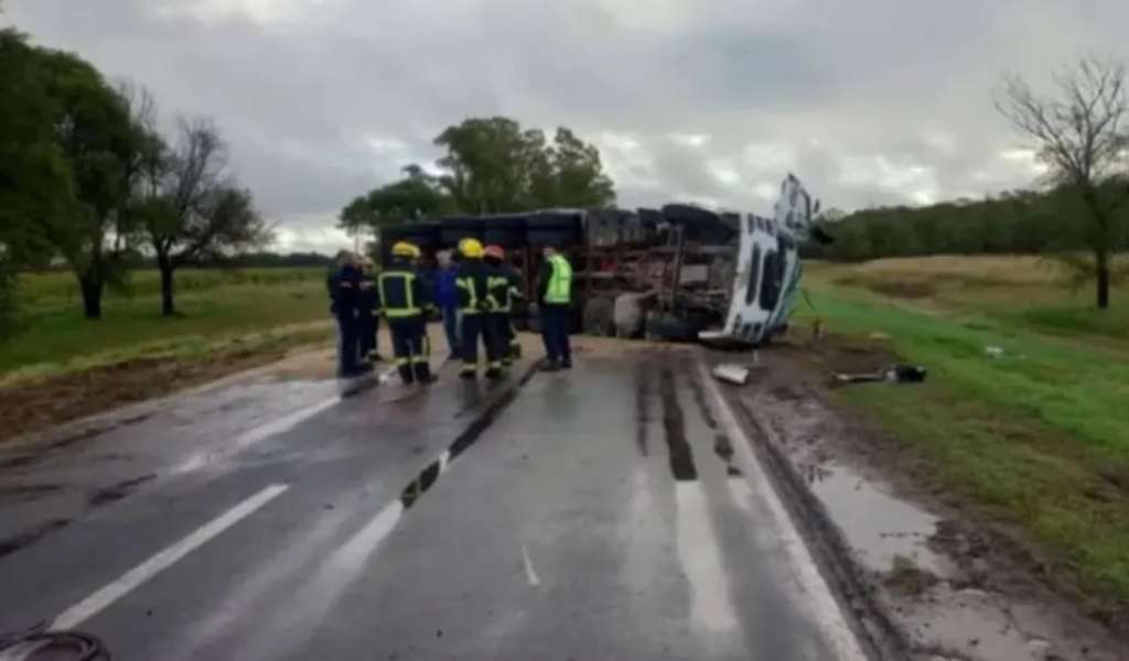 En un siniestro vial murió Cintia Cerutti, la primera mujer en conducir un colectivo urbano