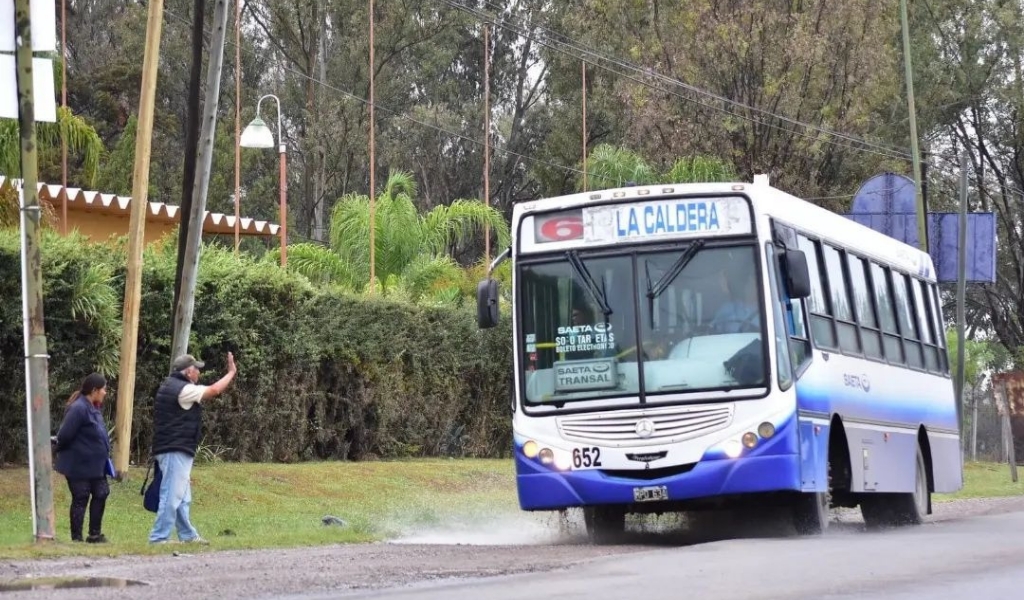 SAETA pidió que el boleto de colectivo aumente de $890 a más de $1.200