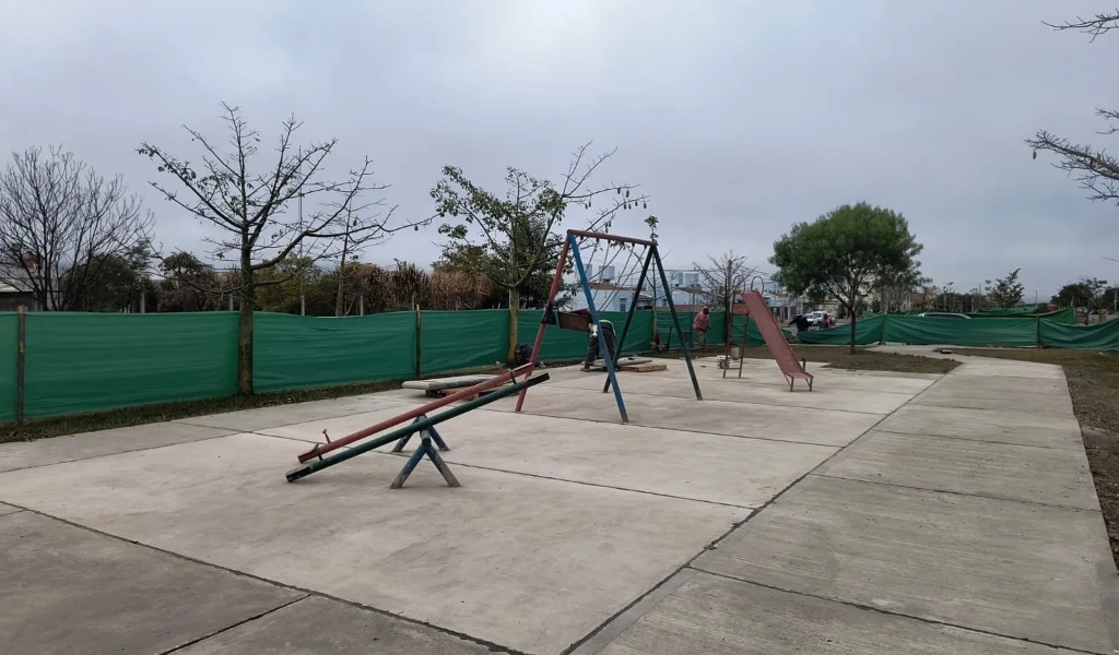 Avanza la construcción del Paseo Deportivo y Recreativo en El Huaico