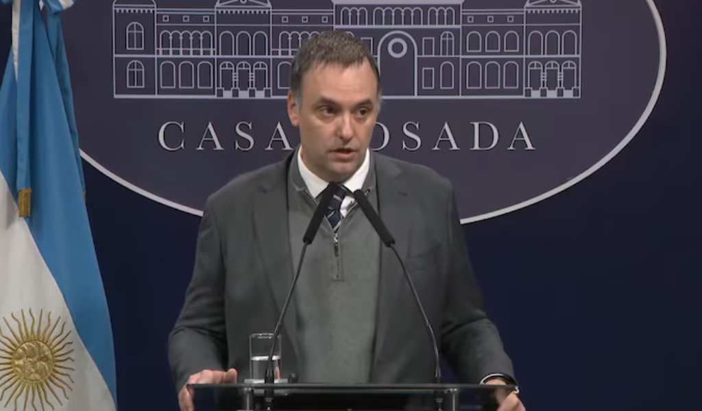 A pesar de las rutas destruidas el Gobierno anunció el cierre de Vialidad Nacional