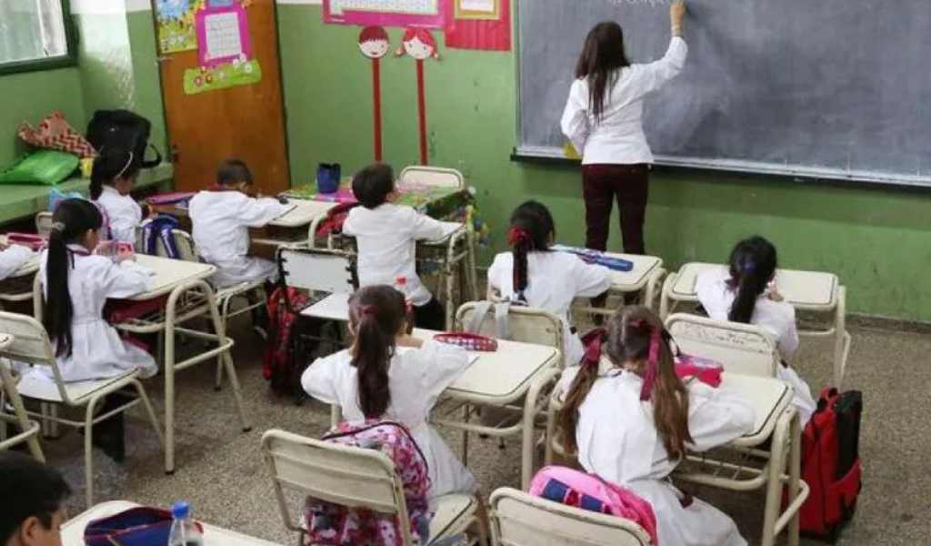 Viento Zonda en Salta: Desde el Ministerio de Educación confirmaron que las clases continuarán con normalidad