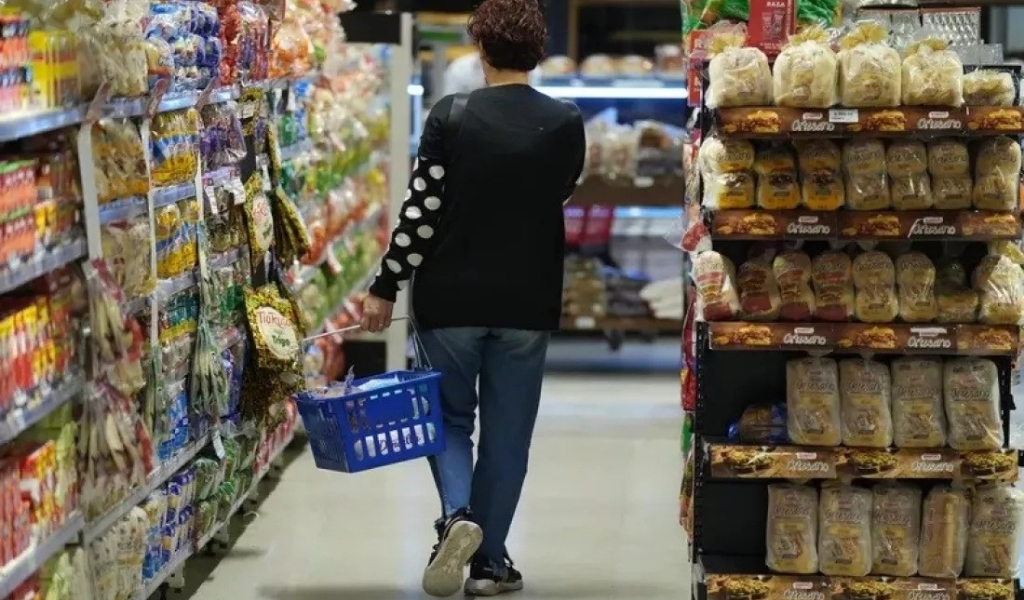 Según el INDEC: Una familia de 4 integrantes necesitó $1.160.780 en agosto para no ser pobre