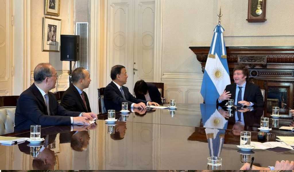 Javier Milei ratificó el apoyo a Estados Unidos pero aclaró que no romperá lazos comerciales con China