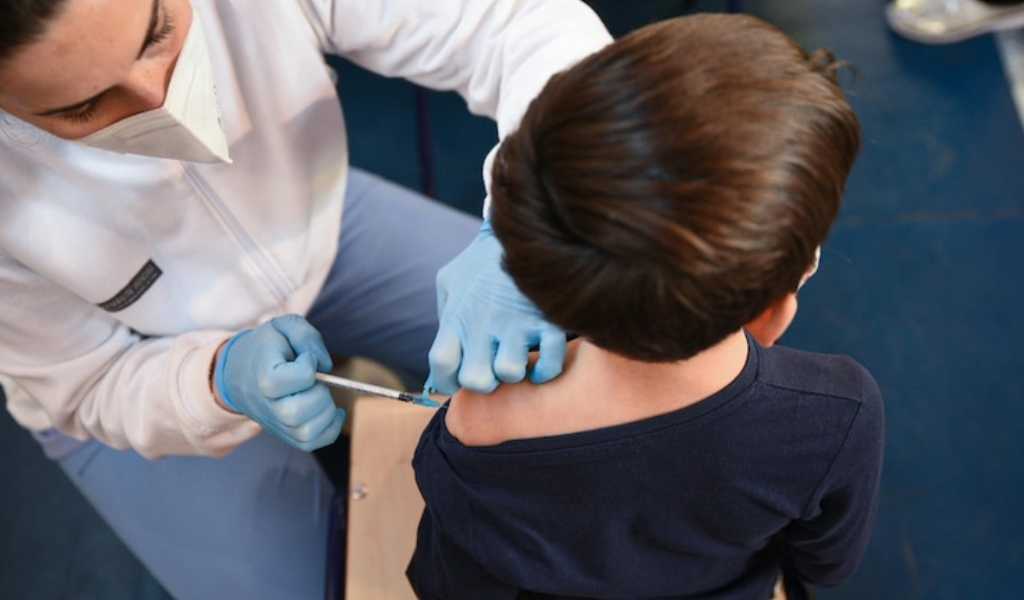 En Córdoba endurecen las sanciones para padres que no vacunen a sus hijos y que incluye multas, trabajos comunitarios y hasta arrestos