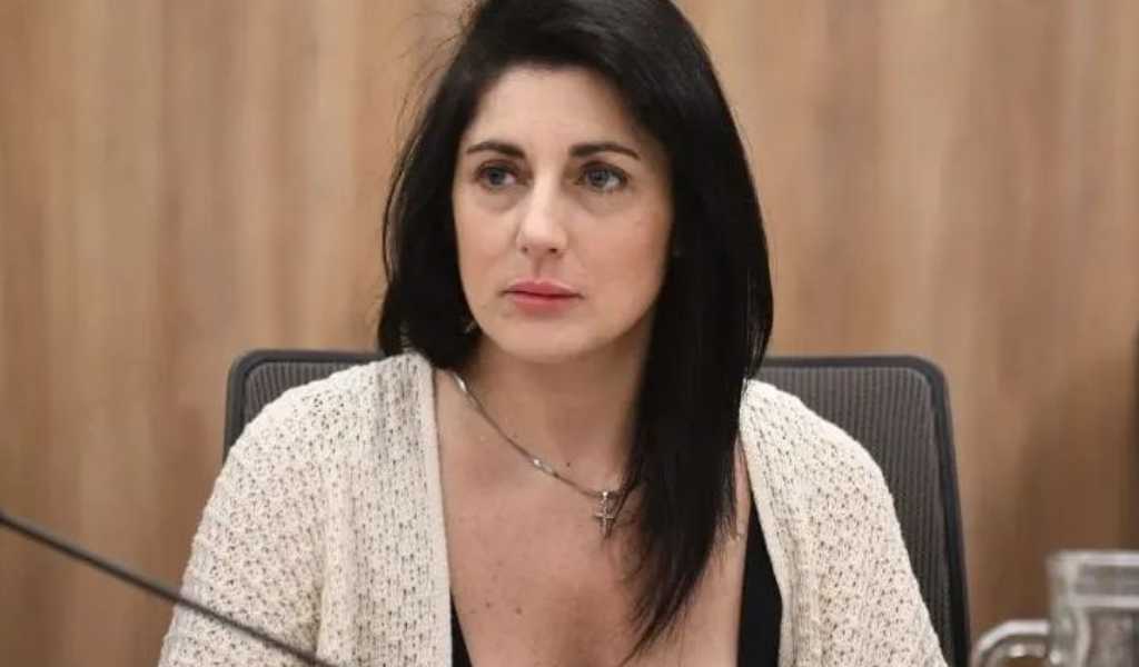 El papelón de una diputada libertaria en las redes por su saludo navideño: "Feliz Noche Buena de resurrección"