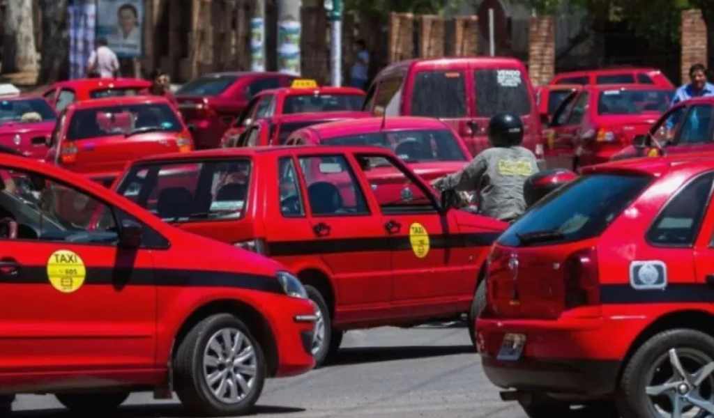 Mientras siguen perdiendo terreno frente a las app, taxis y remises en Salta aumentan sus tarifas a partir del 22 de diciembre