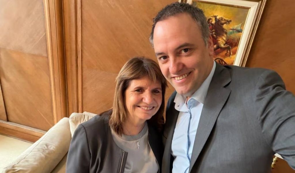 Bullrich pidió que Adorni presente de inmediato su declaración jurada de bienes:  “Si no hay contundencia  el proyecto y el país sufren”