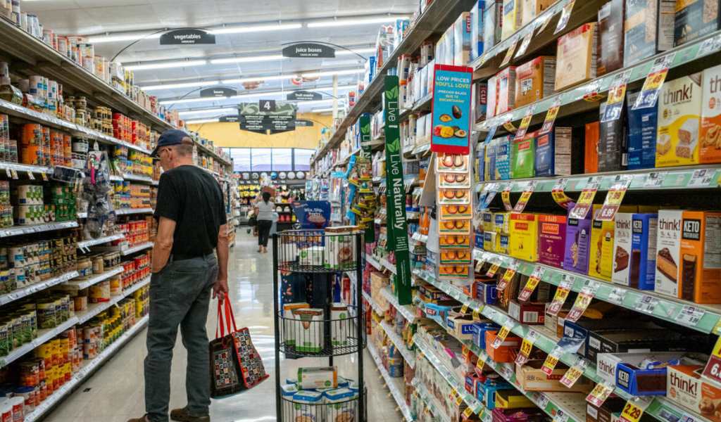 Consultora Analytica: Durante febrero las familias salteñas necesitaron $857.131 para llenar el changuito del supermercado