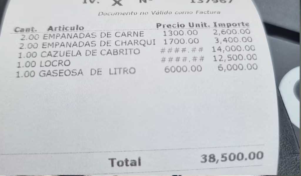 Un hombre pidió 4 empanadas, una cazuela y locro en un restaurante de Salta y se sorprendió: "No puedo creer los precios"