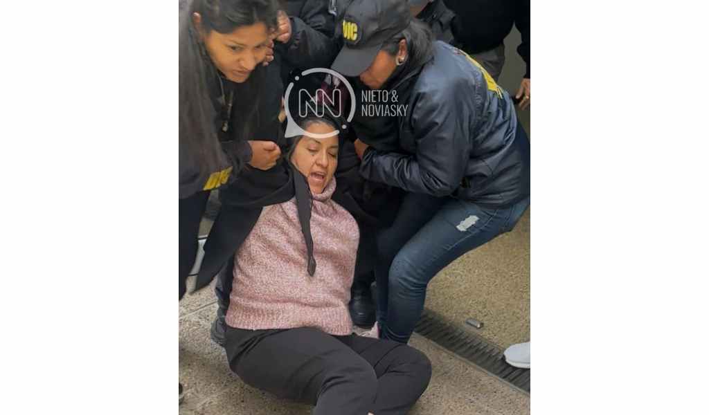 Caso de las turistas francesas: La esposa de Clemente Vera fue trasladada por la fuerza para extraerle una muestra de ADN