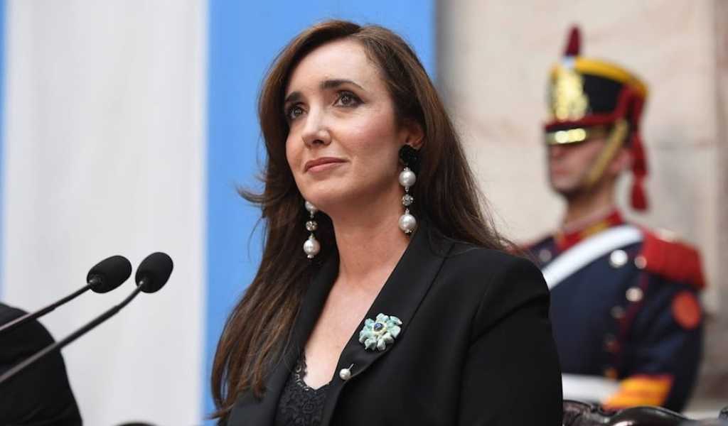 Villarruel se bajó a último momento de la misa por el papa Francisco para no mostrarse junto a Adorni