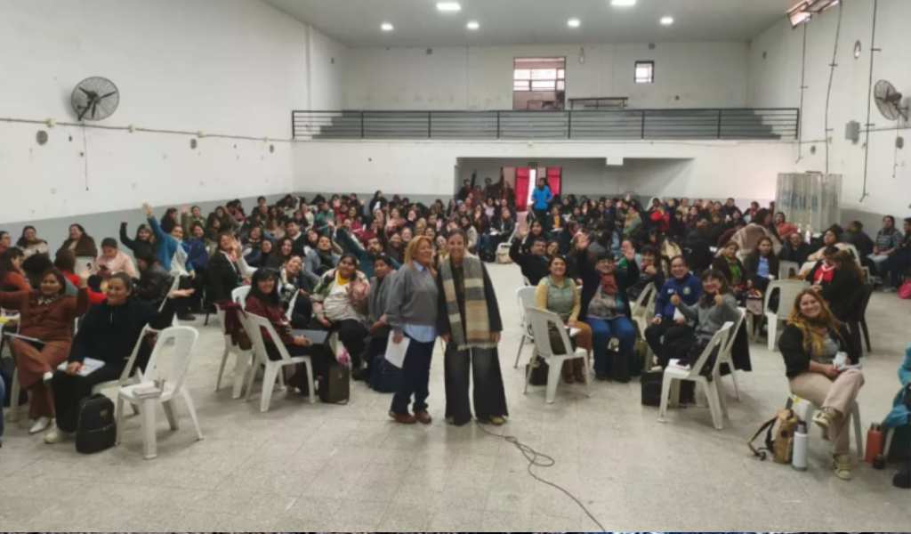 Fuerte acompañamiento a la formación: Las capacitaciones docentes en Salta alcanzaron las 40 mil certificaciones en el primer semestre