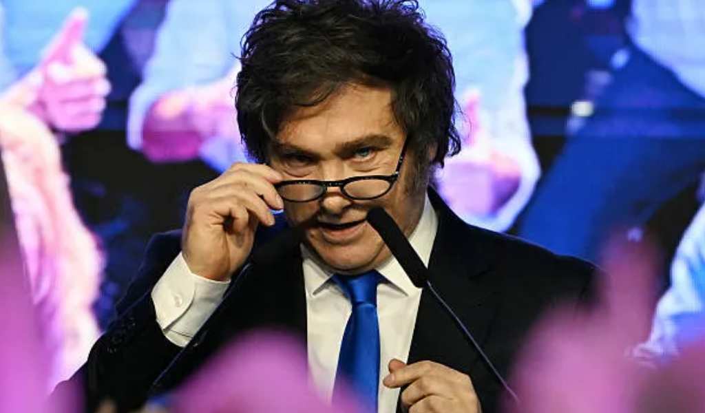 Milei tuvo otra jornada de furia contra los periodistas y anunció que "el índice de periodistas que odia trepó del 95% al 96,7%"