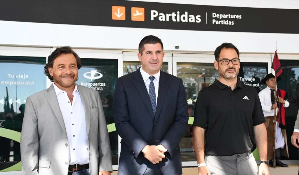 Quedó inaugurada la nueva terminal del Aeropuerto de Salta: "Es inversión al turismo a la producción y al futuro”