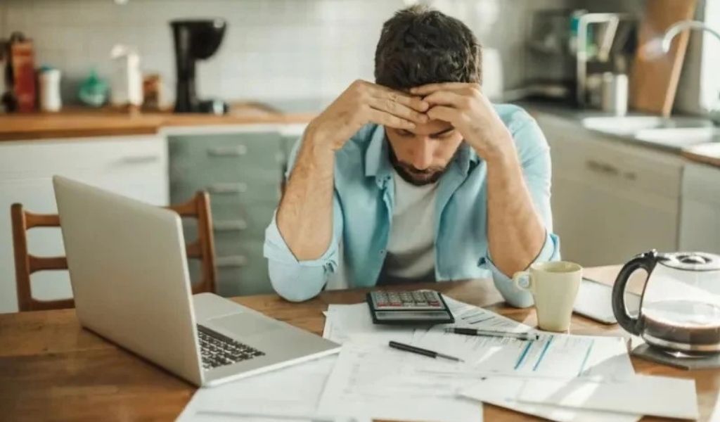 La pausa duró un mes: la mora volvió a subir en juilio y alcanzó a casi 6 millones de argentinos