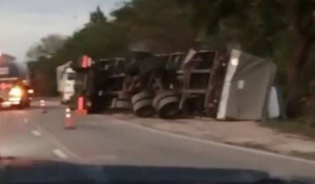 En la capital e interior de Salta se registraron cinco accidentes de camiones en solo 24 horas