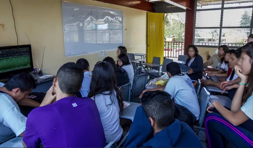 El ministerio de Educación de Salta confirmó que se podrán ver los partidos de Argentina en las escuelas