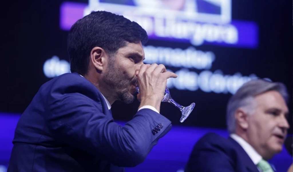 El cierre de empresas y la caída de la industria golpean a Córdoba y Santa Fe pero ambas provincias siguen apoyando a Milei