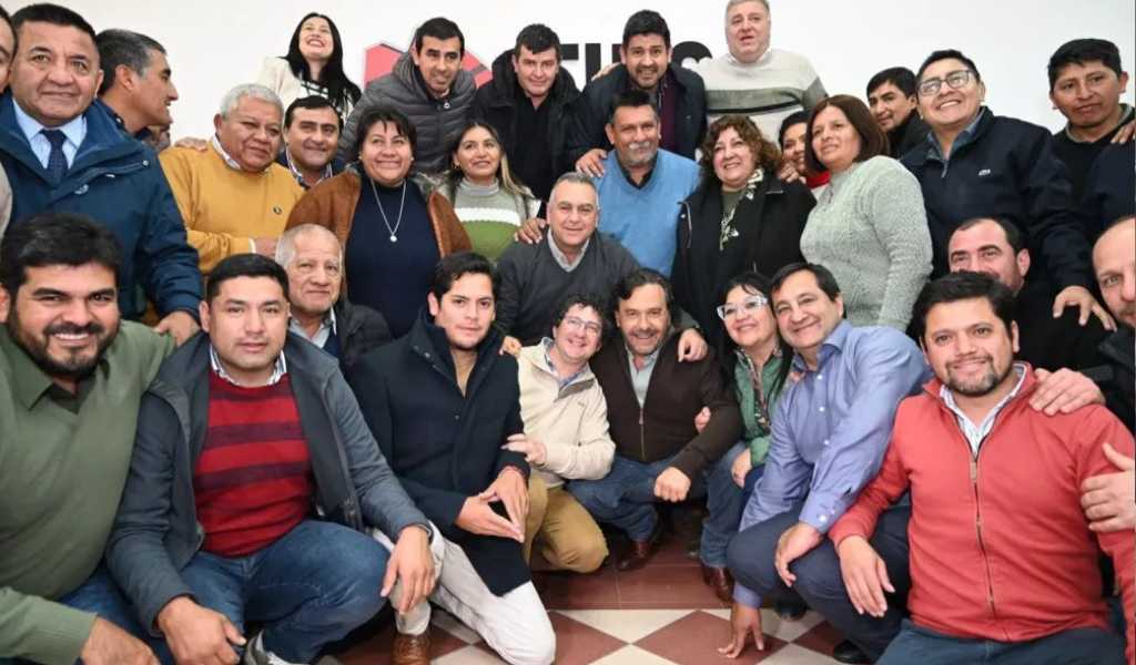 Foro de Intendentes de Salta: "Queremos que Gustavo Sáenz vuelva a ser gobernador de la provincia"