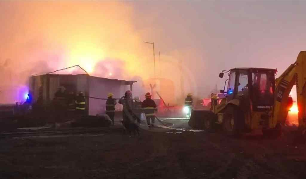 Tragedia en la zona de Grand Bourg: Un voraz incendio en un casilla dejó una persona fallecida